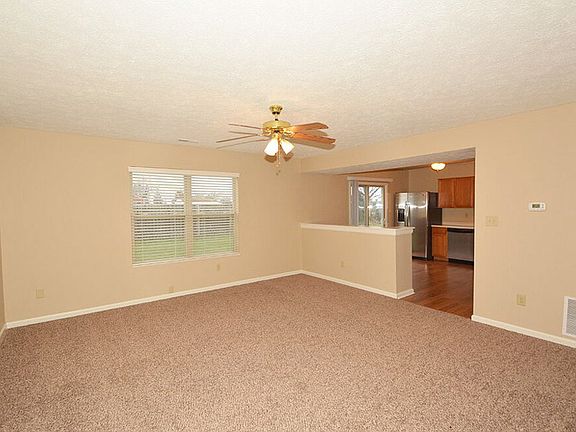 2nd image of 14326 Worthington Blvd