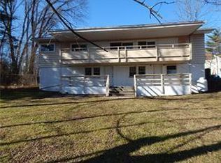 25 Fair Ave, Middletown, NY 10940