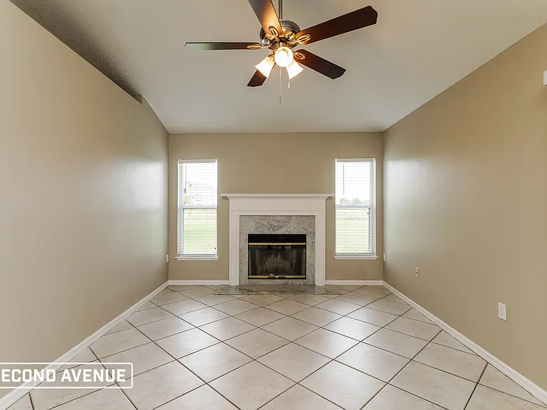 4 Cordona Dr — Photo 5