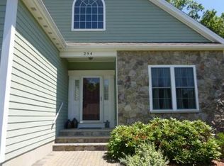 294 Nicholas Dr, Lancaster, MA 01523
