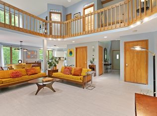 887 High Rock Rd, Fitchburg, MA 01420