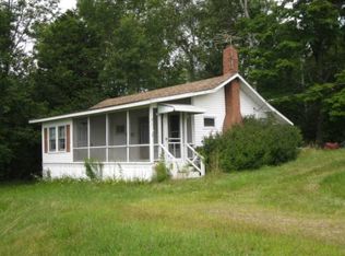 194 Edgewood Park Ln, Orleans, VT 05860