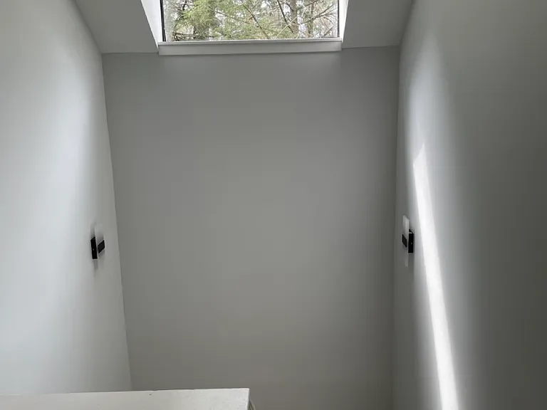 Stairwell with lots of light!