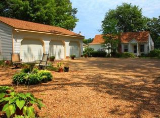 923 Reisingers Rd, Warsaw, VA 22572