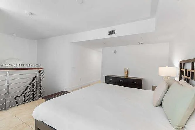 2 bed, 1402 sqft, $3,900 — Photo 2