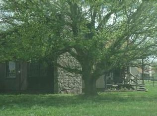 3401 Pembroke Rd, Clarksville, TN 37042