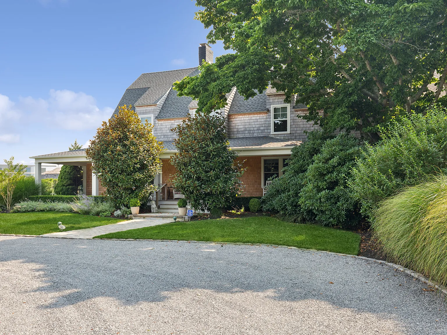 Westhampton Beach Village Getaway with Pool & Tennis — Photo 3