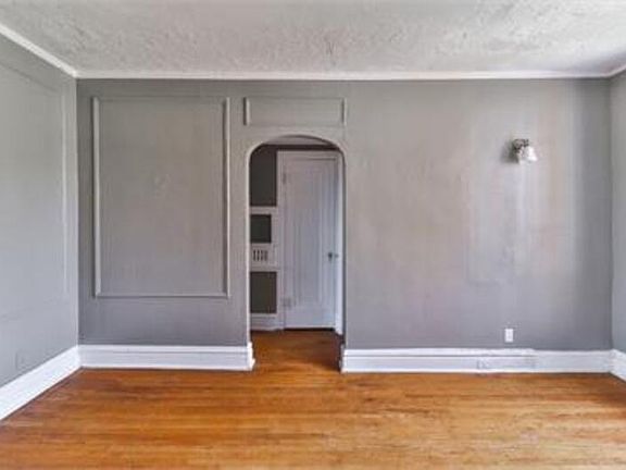2nd image of 3858 Bamberger Ave APT 1E