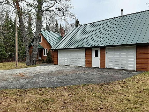 3 car garage 