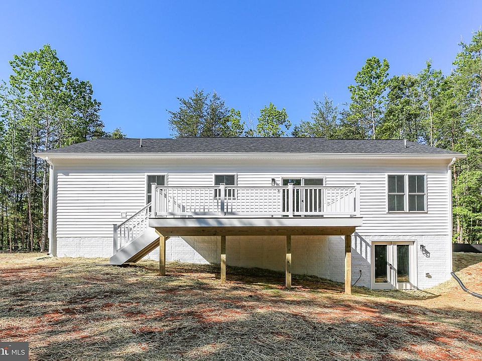 2nd image of 7129 Clover Green Dr