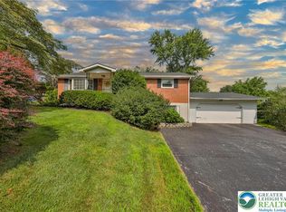 141 E Berger St, Emmaus, PA 18049
