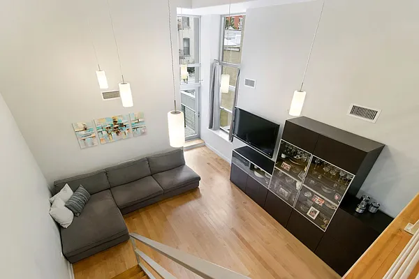 Sold by Stribling | media 17