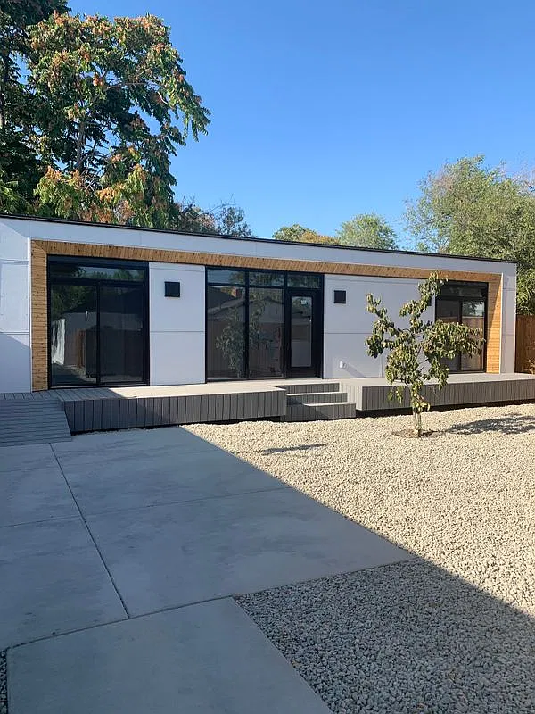 2 bed, 1.0 bath, 488 sqft, $1,850 — Photo 1