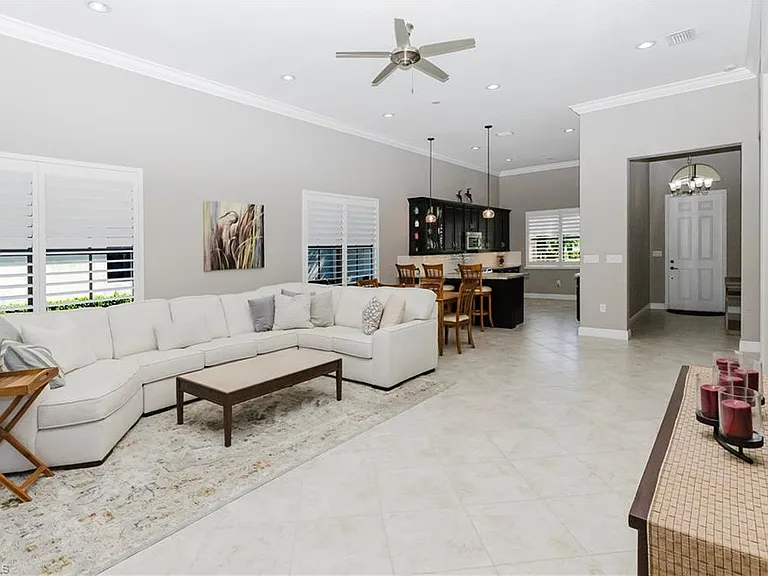 5265 Messina St — Photo 11