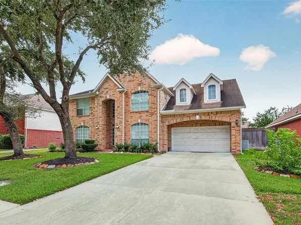 11314 Bucks Bridge Ln, Sugar Land, TX 77498