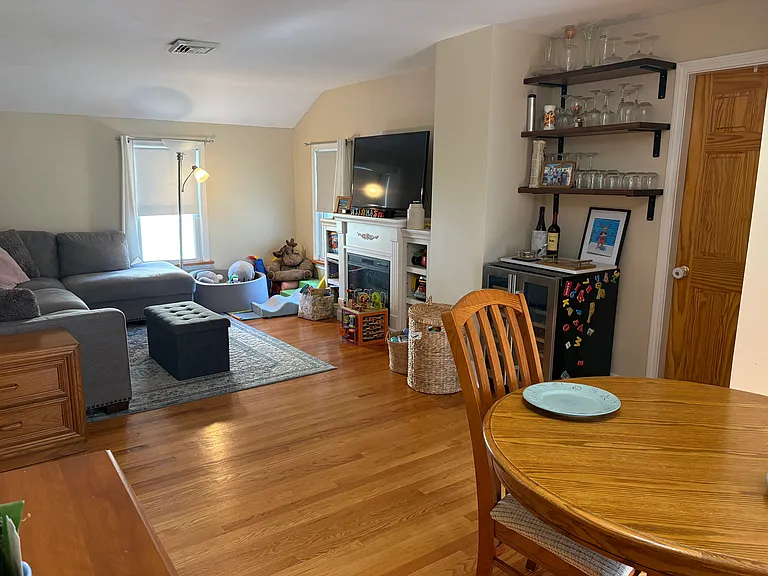 55 Jackson St #2 — Photo 9