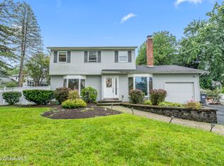 14 Sparrowbush Rd S, Latham, NY 12110