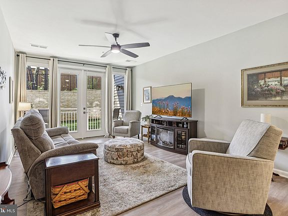 4th image of 13950 Englefield Dr