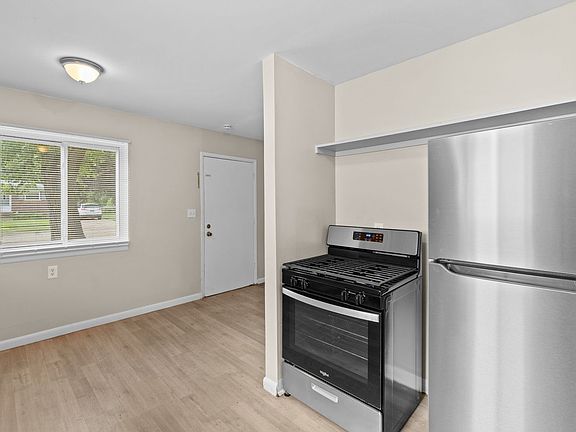 2nd image of 13417 Sarsfield Ave