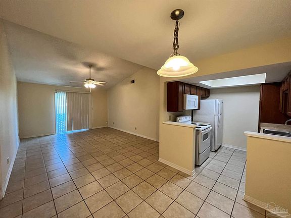 2nd image of 9489 Sunnehanna Blvd