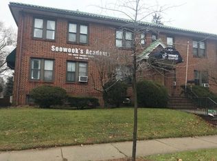 16405 35th Ave, Flushing, NY 11358