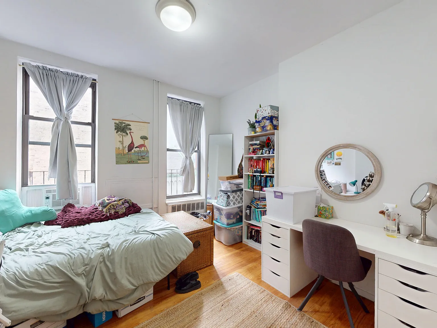 1662 1st Avenue — Photo 4