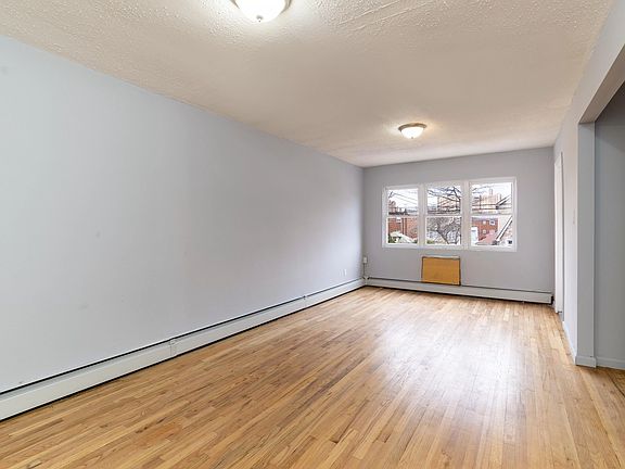 3rd image of 3027 Wickham Ave #A