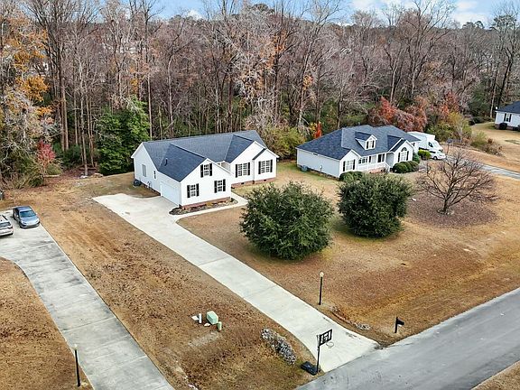 2nd image of 2855 Elizabeth Edwards Court