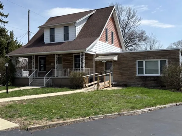 489 Hedges St, Tiffin, OH 44883
