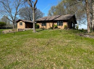 1 Hill St, Shiloh, IL 62269