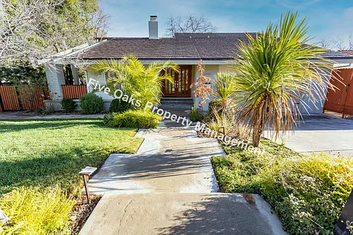 2815 Stanford Ln Photo 1
