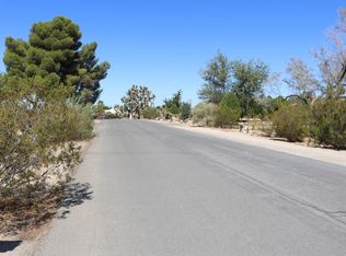 19275 Symeron Rd, Apple Valley, CA 92307