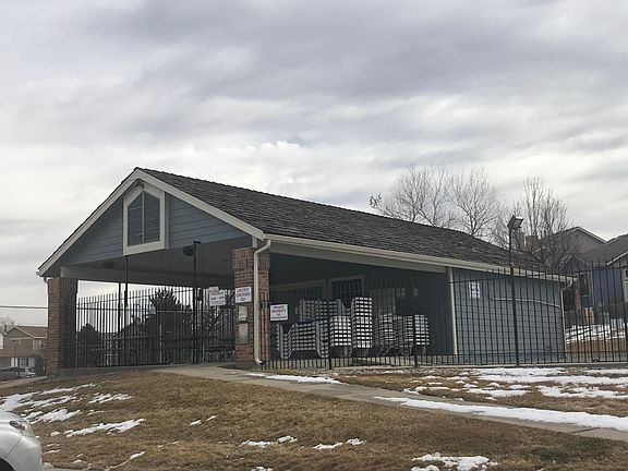 Pool house and tennis courts