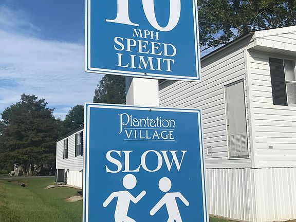 5th image of 4702 Plantation Village Dr Trailer 59