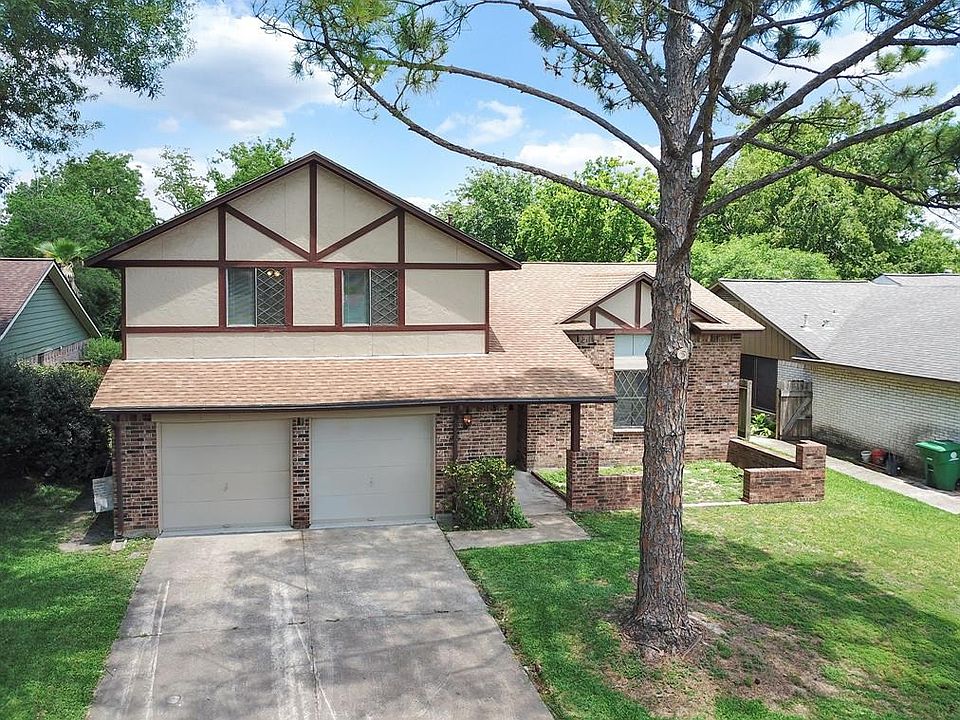 Welcome to this beautiful updated home. 3 bedrooms, 2 1/2 bathrooms, 2 car garage.