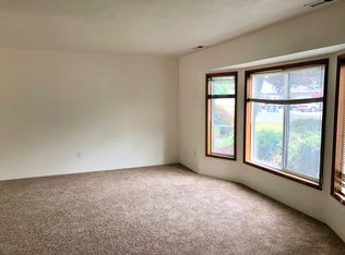 1242 Far West Ave, Central Pt, OR 97502