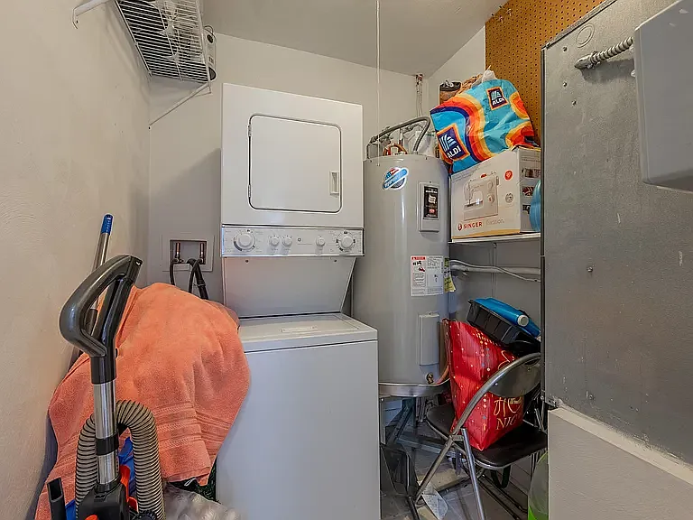 1790 Liberty Ln #D43 — Photo 3