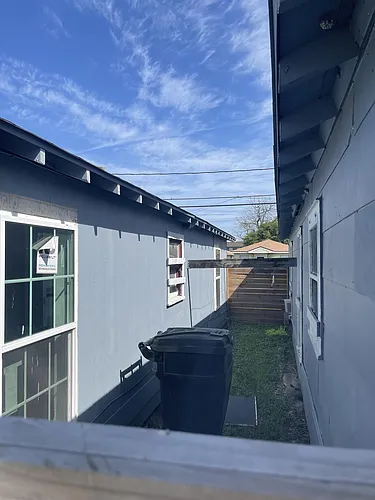 3110 Christie St Photo 1