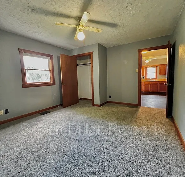 504 Martin St — Photo 23