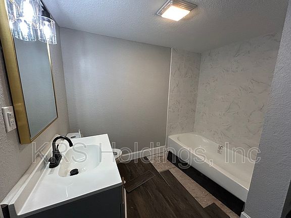 4th image of 315 Hill St Unit A