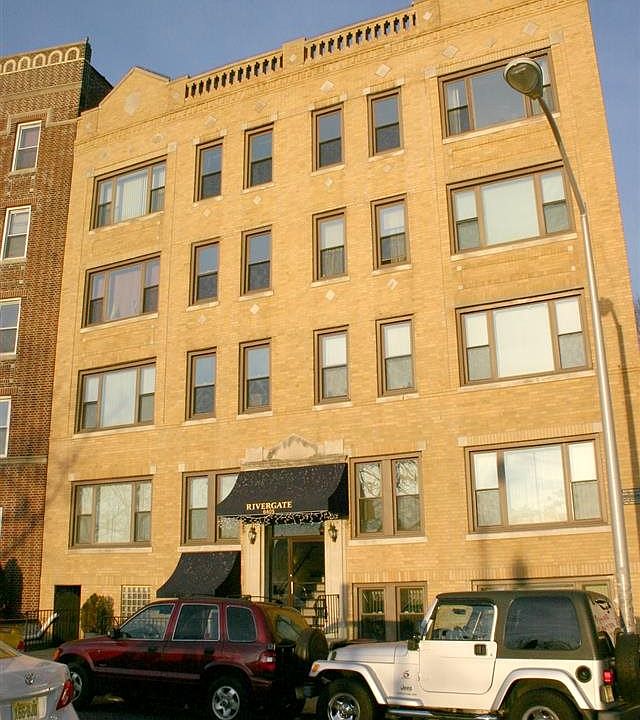 2nd image of 6405 Boulevard APT D4