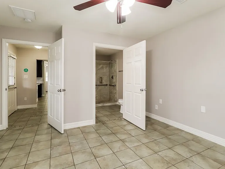 4002 Ashwood Dr — Photo 18