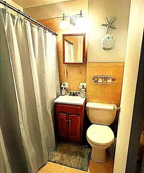 584 Gregory Ave #2 — Photo 11