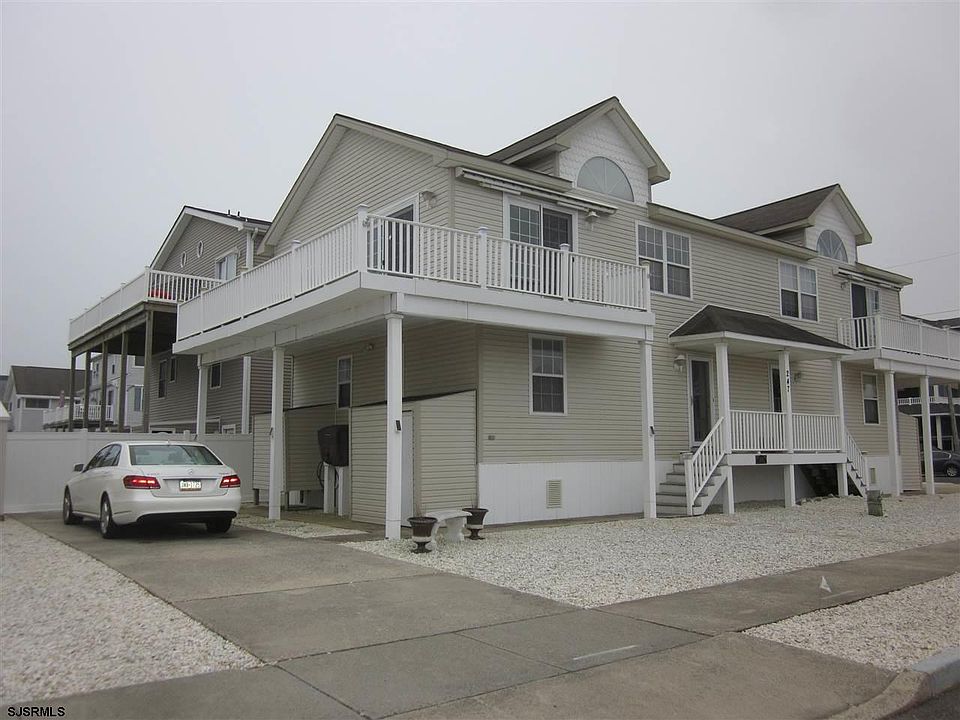 1st image of 247 38th St N