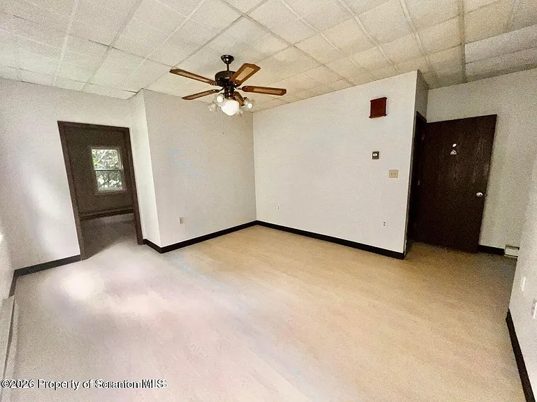 835 Maple St #B — Photo 3