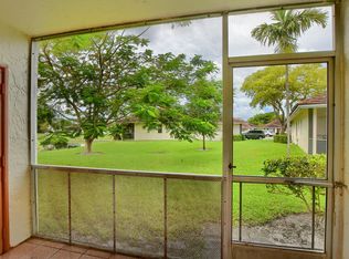 9847 Three Lakes Cir, Boca Raton, FL 33428