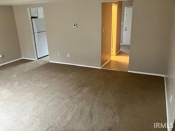 4th image of 804 Lindenwood Dr S