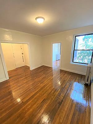 4th image of 24-29 27th St #4B