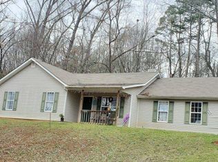 4355 Saddlewood Ct, Gillsville, GA 30543