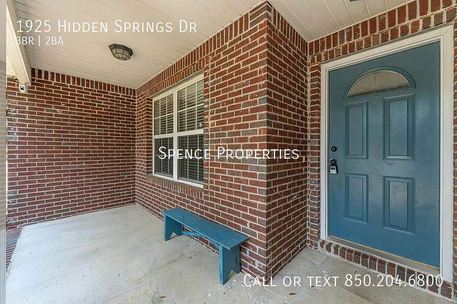 3 bed, 2361 sqft, $1,950 — Photo 3